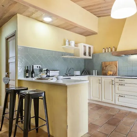 Belvilla By Oyo Pink House Tatil Evi La Tallada